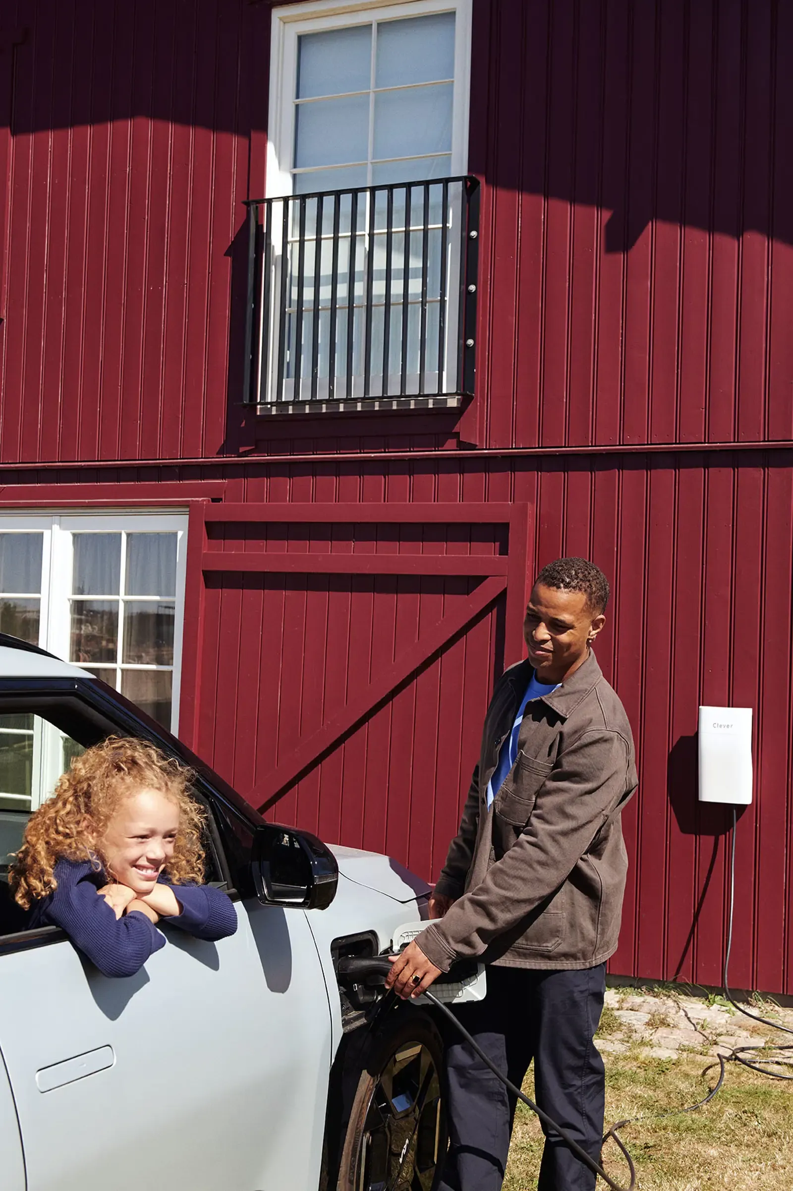 clever_refshaleoeen_102635_argb_low