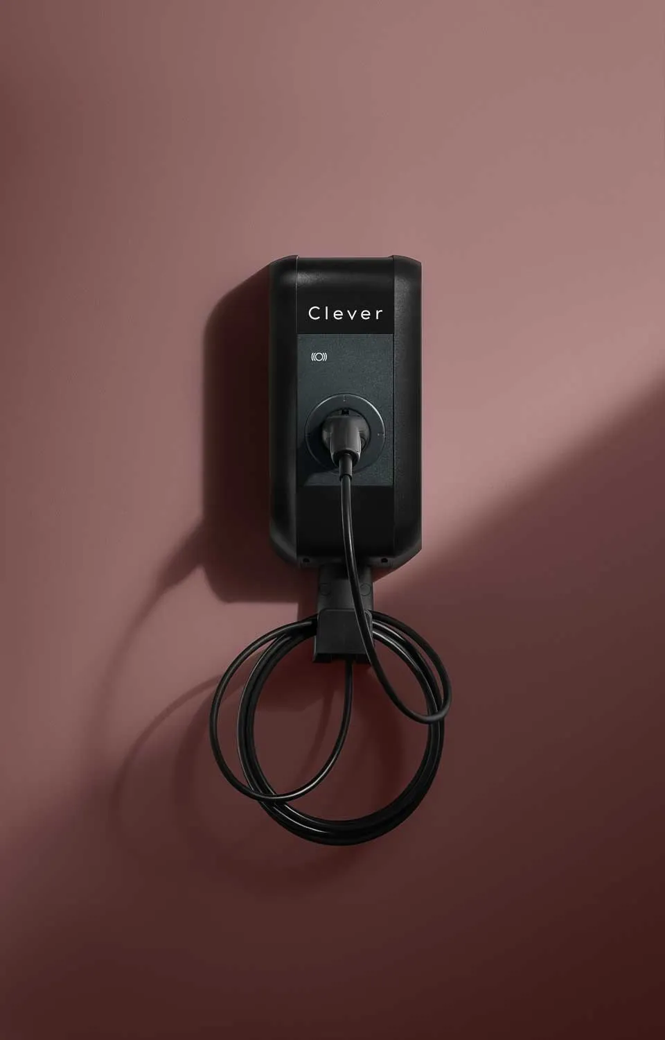Clever ladeboks med ladekabel